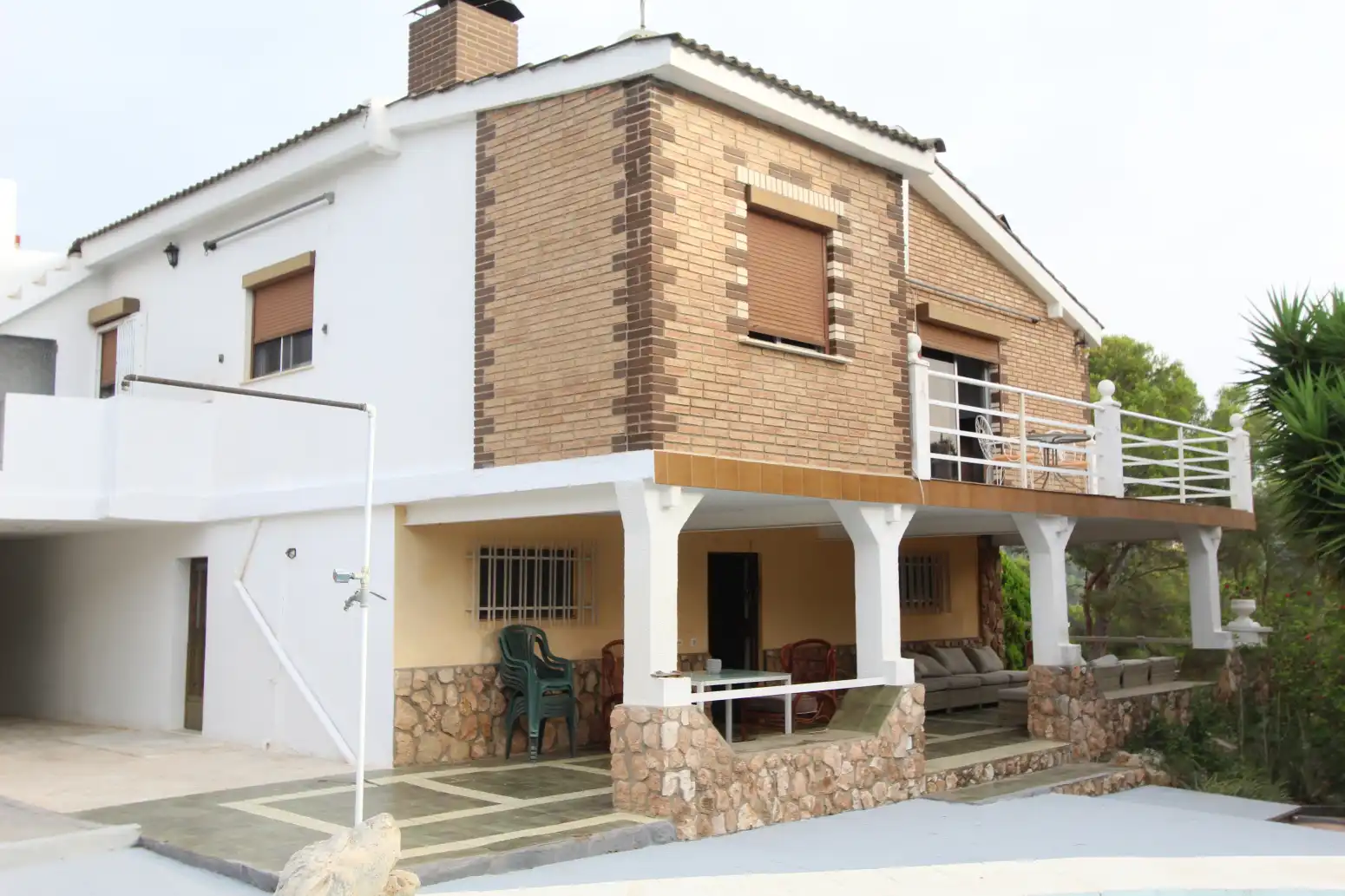 Vista exterior de Casa o xalet en venda en Torrent amb Aire condicionat, Calefacció i Terrassa