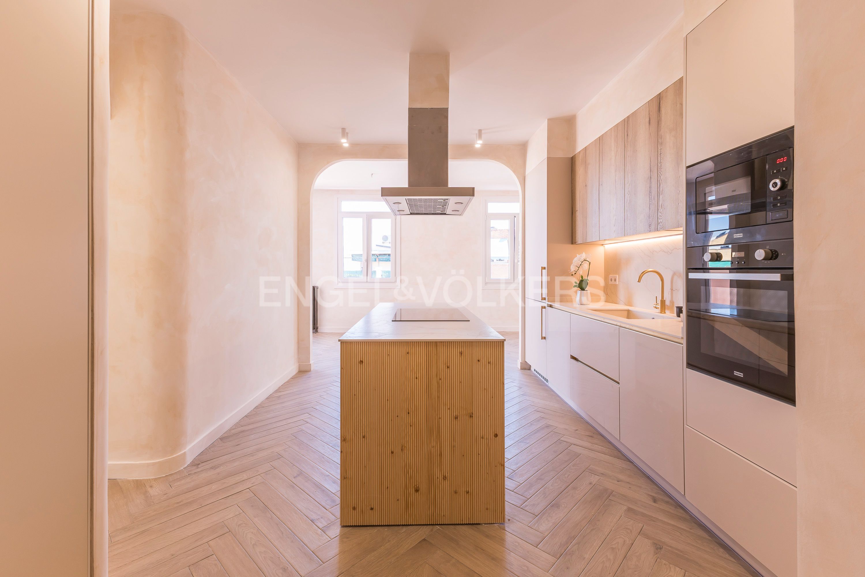 Kitchen of Attic for sale in  Madrid Capital  with Air Conditioner, Heating and Terrace