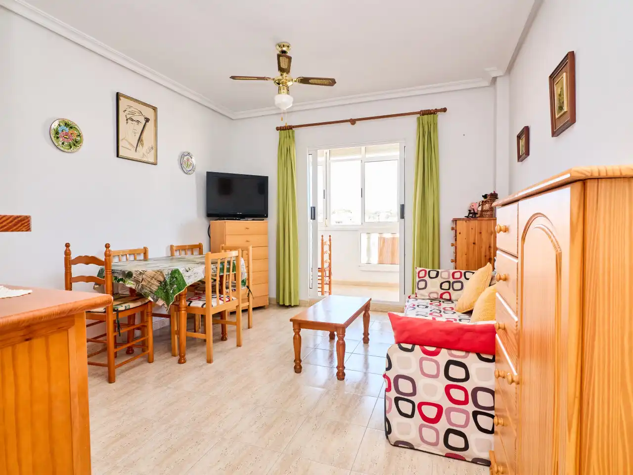 Sala d'estar de Apartament en venda en Torrevieja amb Aire condicionat, Calefacció i Terrassa