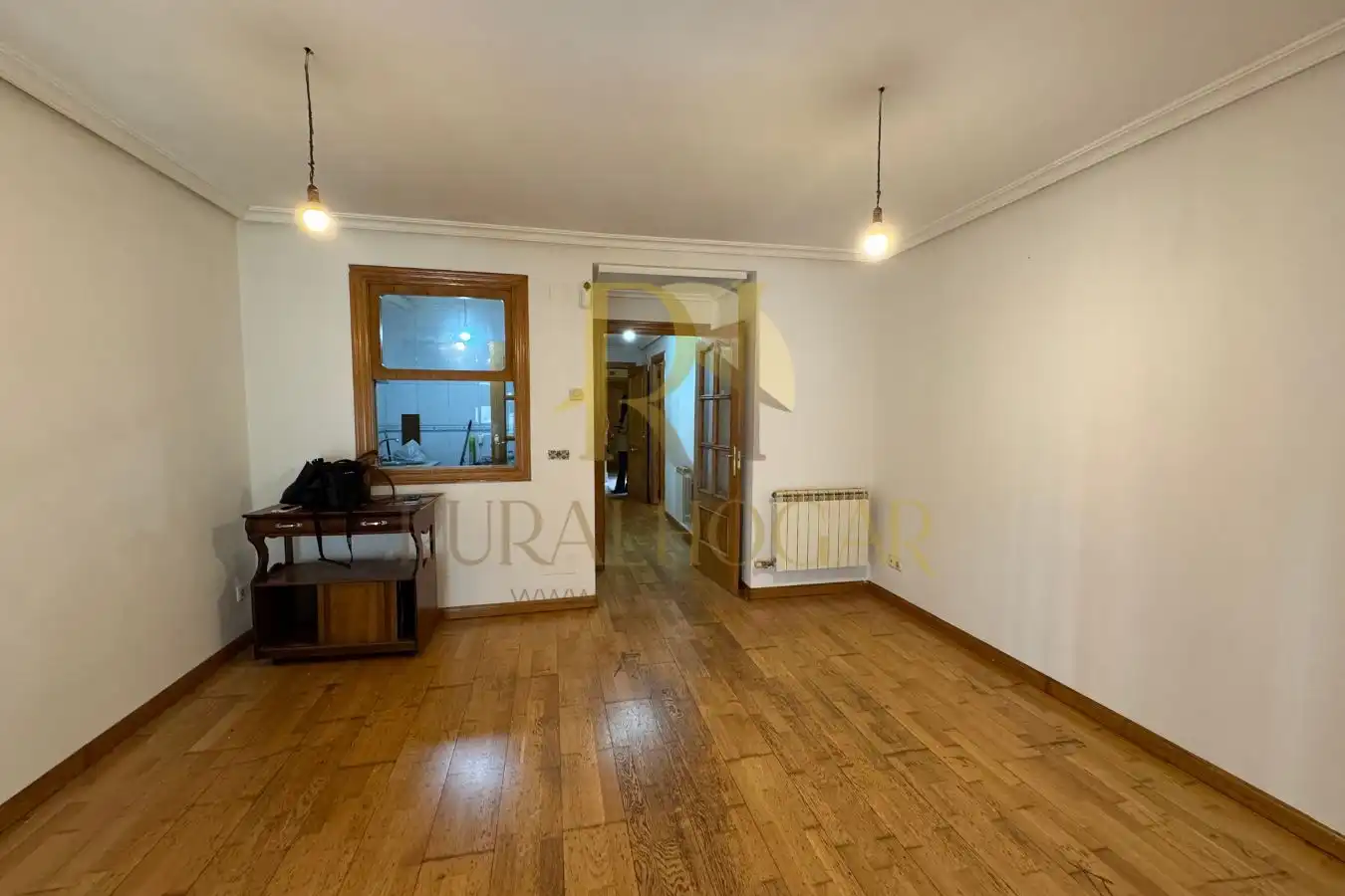 Piso en venta en León Capital  con Trastero, Balcón y Alarma