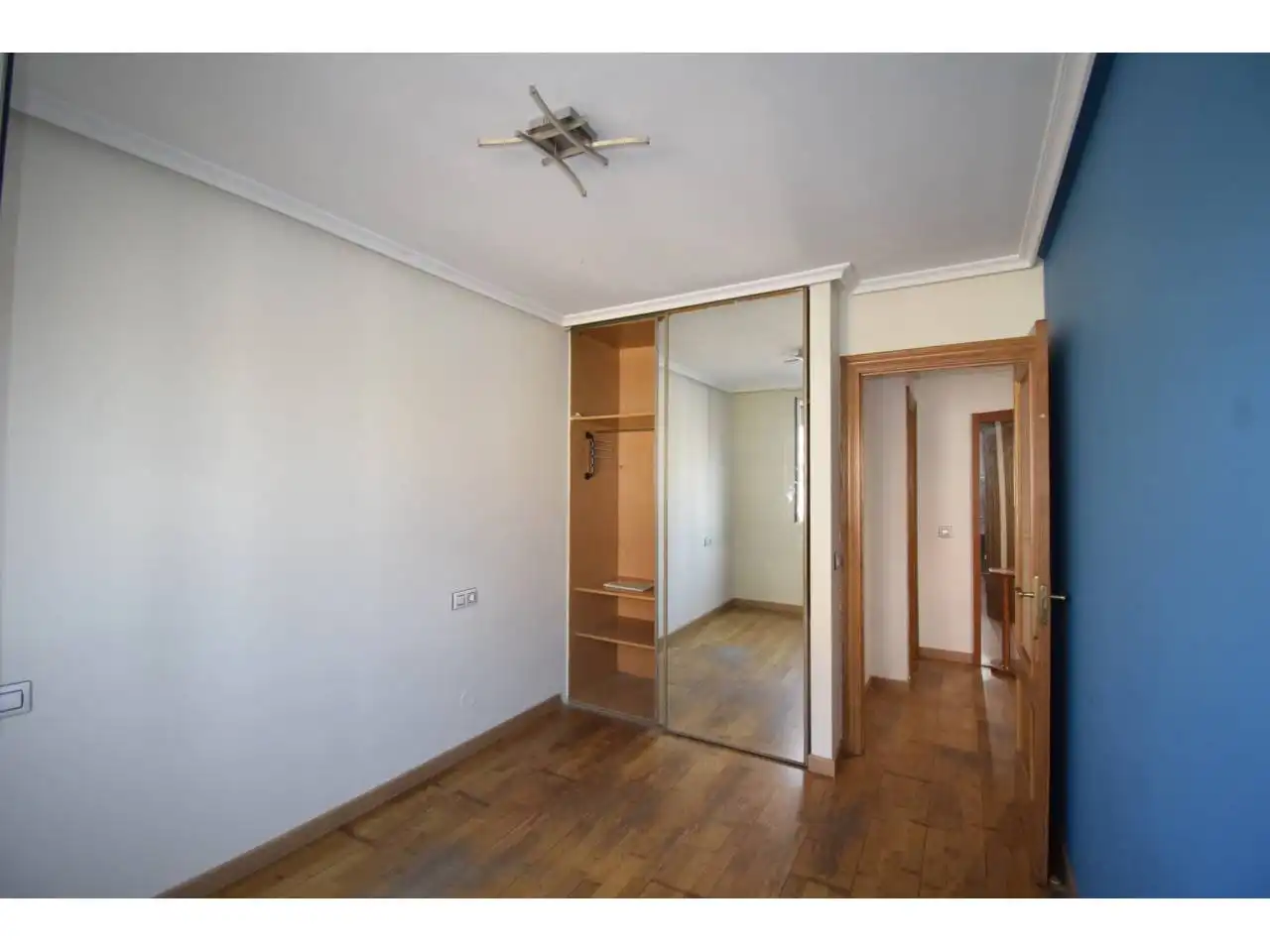 Habitación de Piso en venta en San Andrés del Rabanedo con Calefacción, Parquet y Terraza