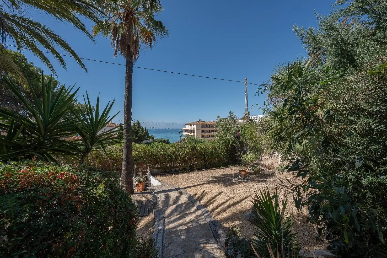 Vista exterior de Casa o chalet en venta en El Campello con Aire acondicionado, Calefacción y Jardín privado