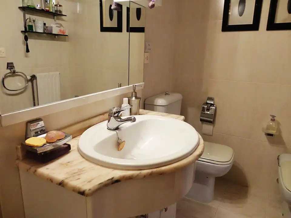 Baño de Piso en venta en Salas de los Infantes con Calefacción, Terraza y Amueblado