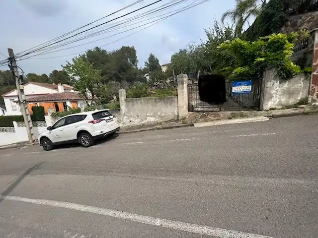Terreno residencial en venta en Canyelles
