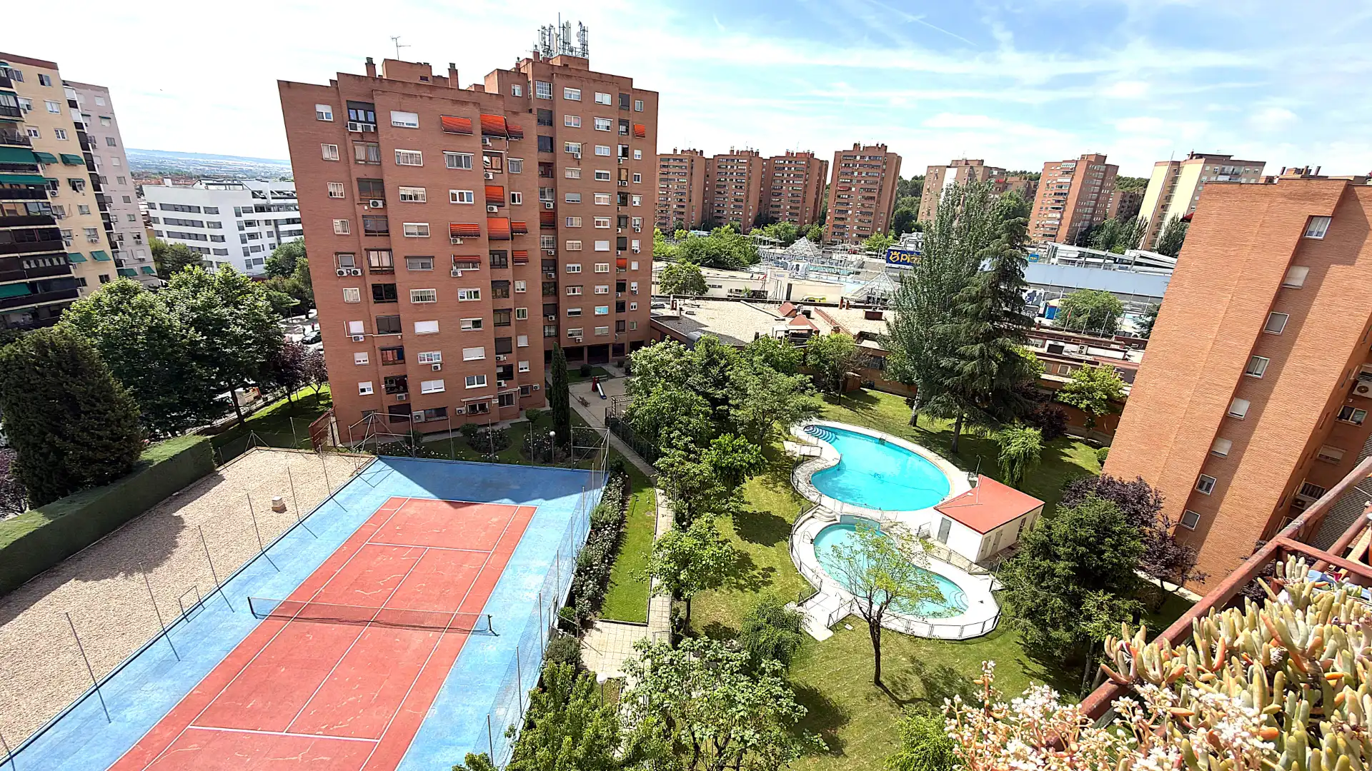 Piso en venta en Calle de Argentina, Valleaguado - La Cañada