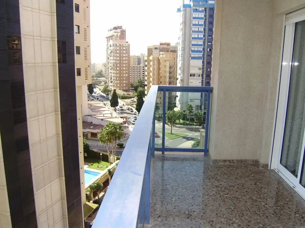Flat with pool to rent in Juzgados - Plaza de Toros, imagen 2