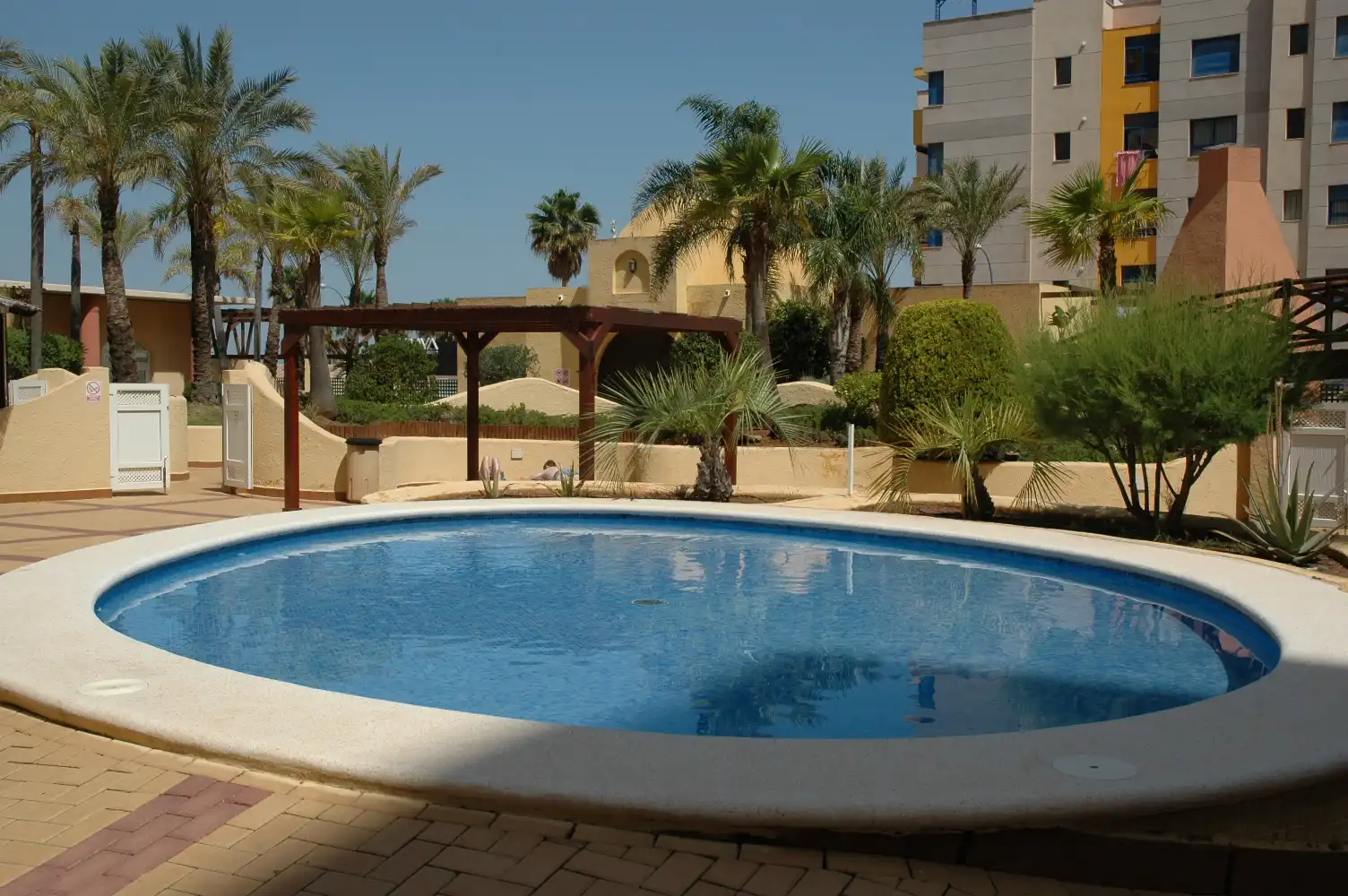Piscina de Piso en venta en Cartagena con Aire acondicionado, Amueblado y Horno