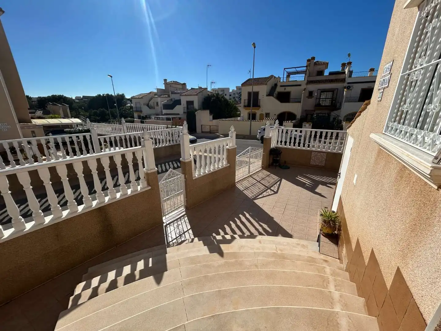 Vista exterior de Dúplex en venda en Orihuela amb Aire condicionat, Calefacció i Terrassa