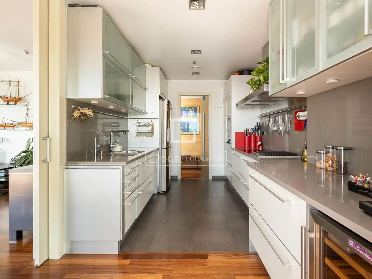 Cocina de Piso en venta en Barcelona con Aire acondicionado, Calefacción y Jardín privado