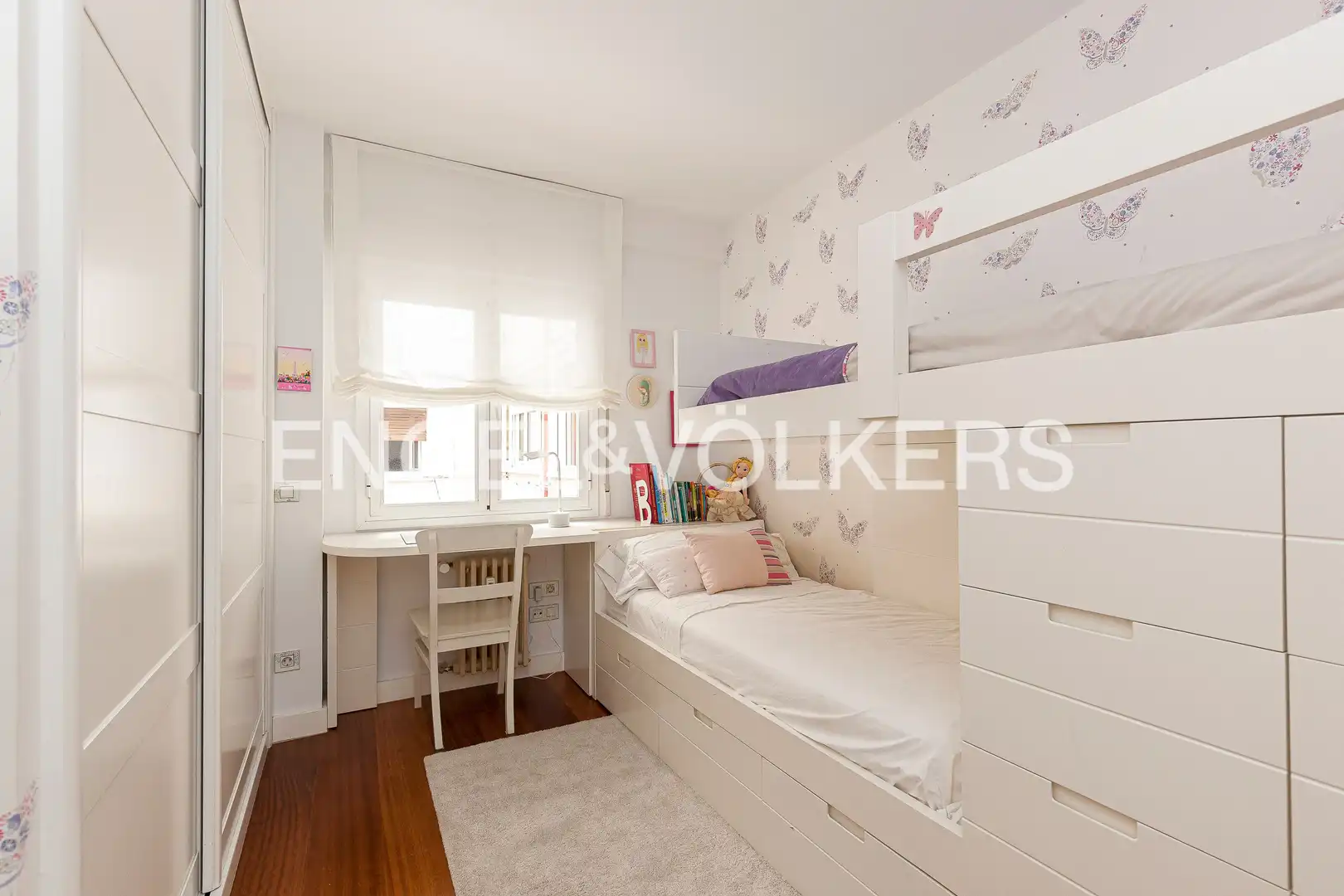 Bedroom of Flat for rent in Barrio de Salamanca