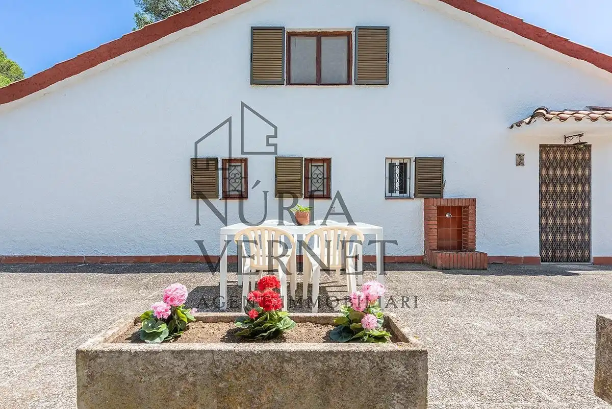 Jardí de Finca rústica en venda en Les Borges del Camp amb Piscina comunitària