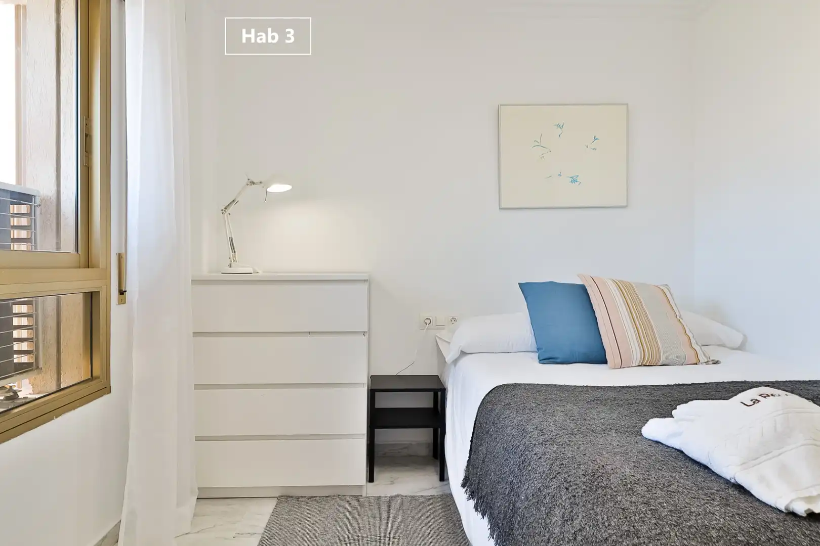Habitación de Piso de alquiler en Málaga con Aire acondicionado, Amueblado y Internet