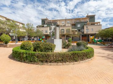 Local comercial en venda a Calle de Comares 34