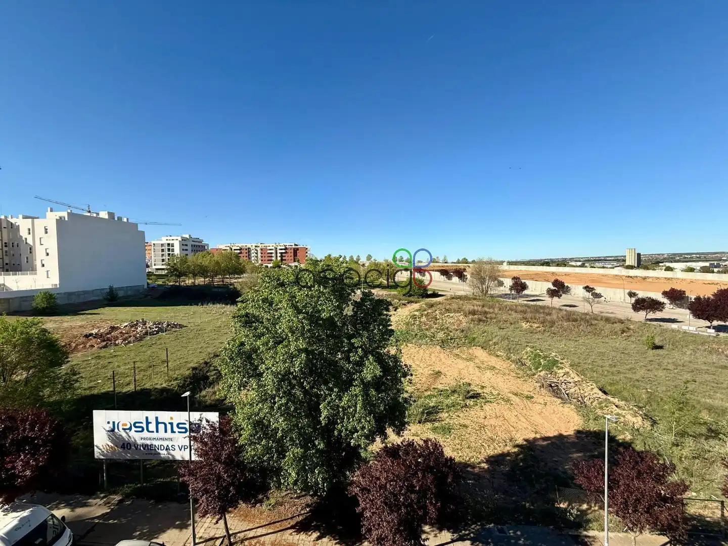 Flat for sale in Guadalajara  with Air Conditioner, Heating and Storage room