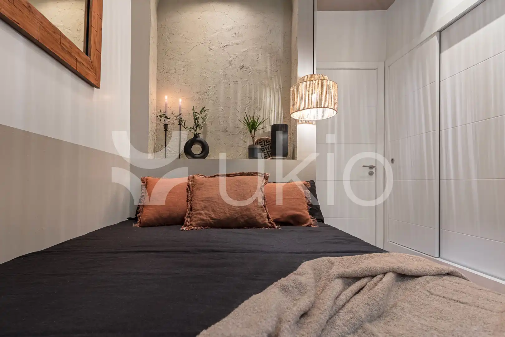 Habitación de Apartamento de alquiler en Madrid con Aire acondicionado, Calefacción y Amueblado