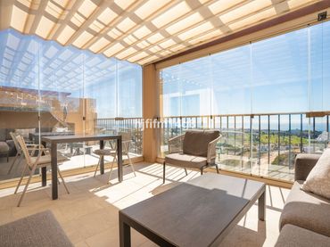 Penthouse mit Aufzug zum Verkauf in Benahavís pueblo