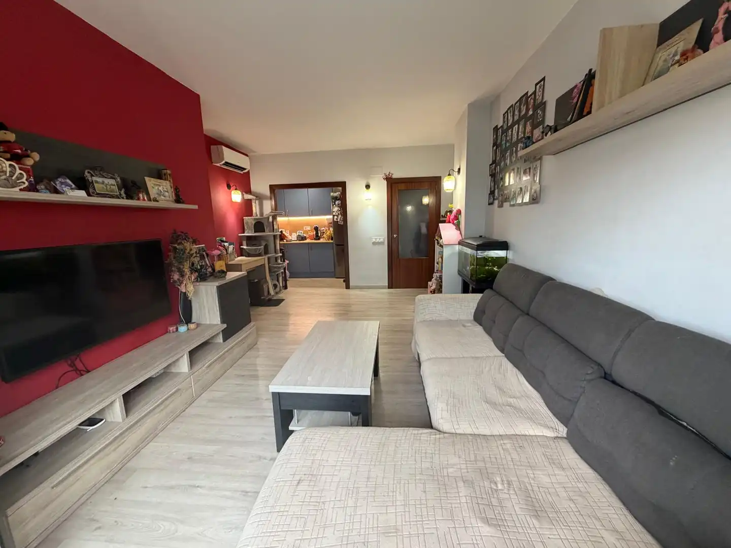 Sala de estar de Piso en venta en Cerdanyola del Vallès con Aire acondicionado, Parquet y Horno
