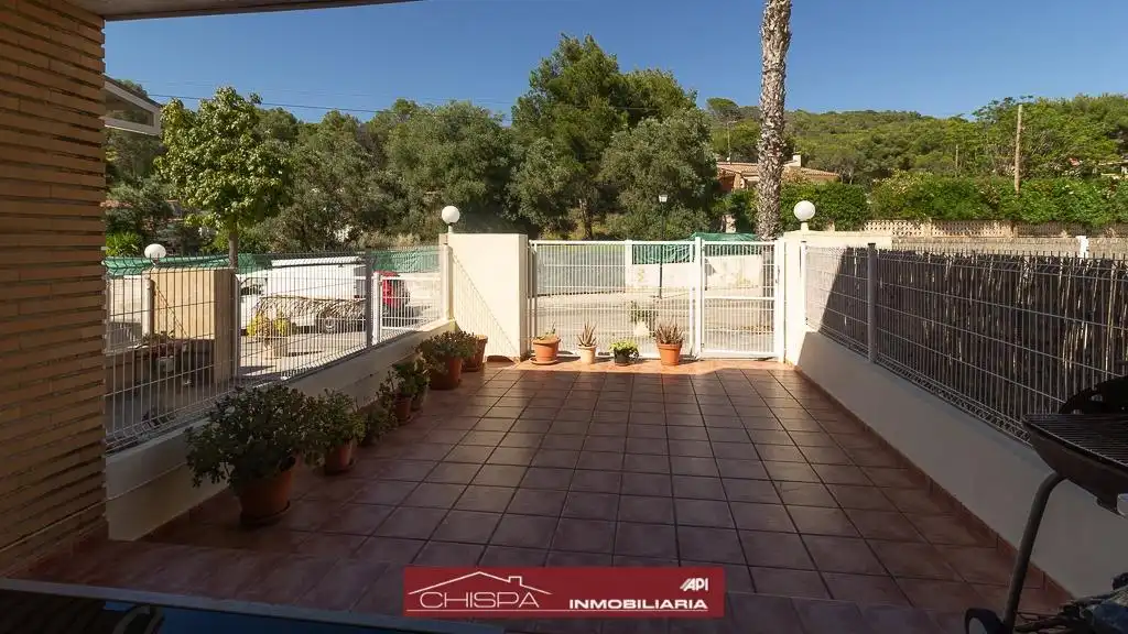 Terrasse von Einfamilien-Reihenhaus zur Miete in Náquera mit Heizung, Privatgarten und Terrasse