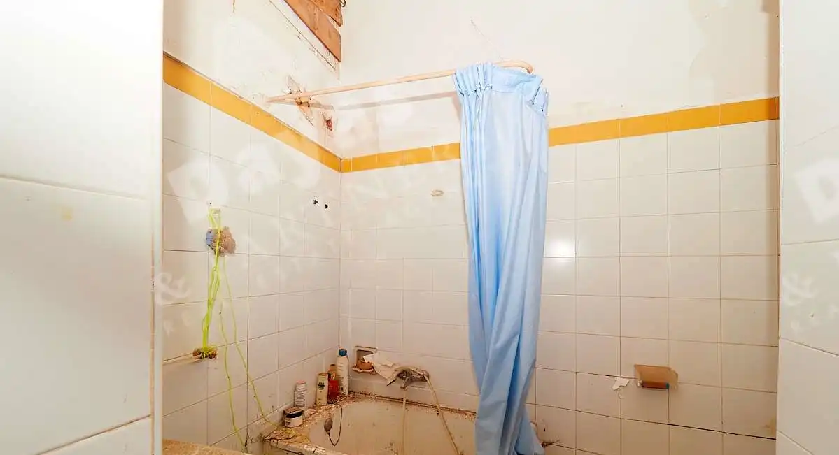 Bany de Casa o xalet en venda en Orihuela amb Balcó