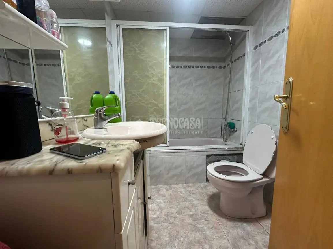 Baño de Piso en venta en Barcelona con Aire acondicionado y Balcón