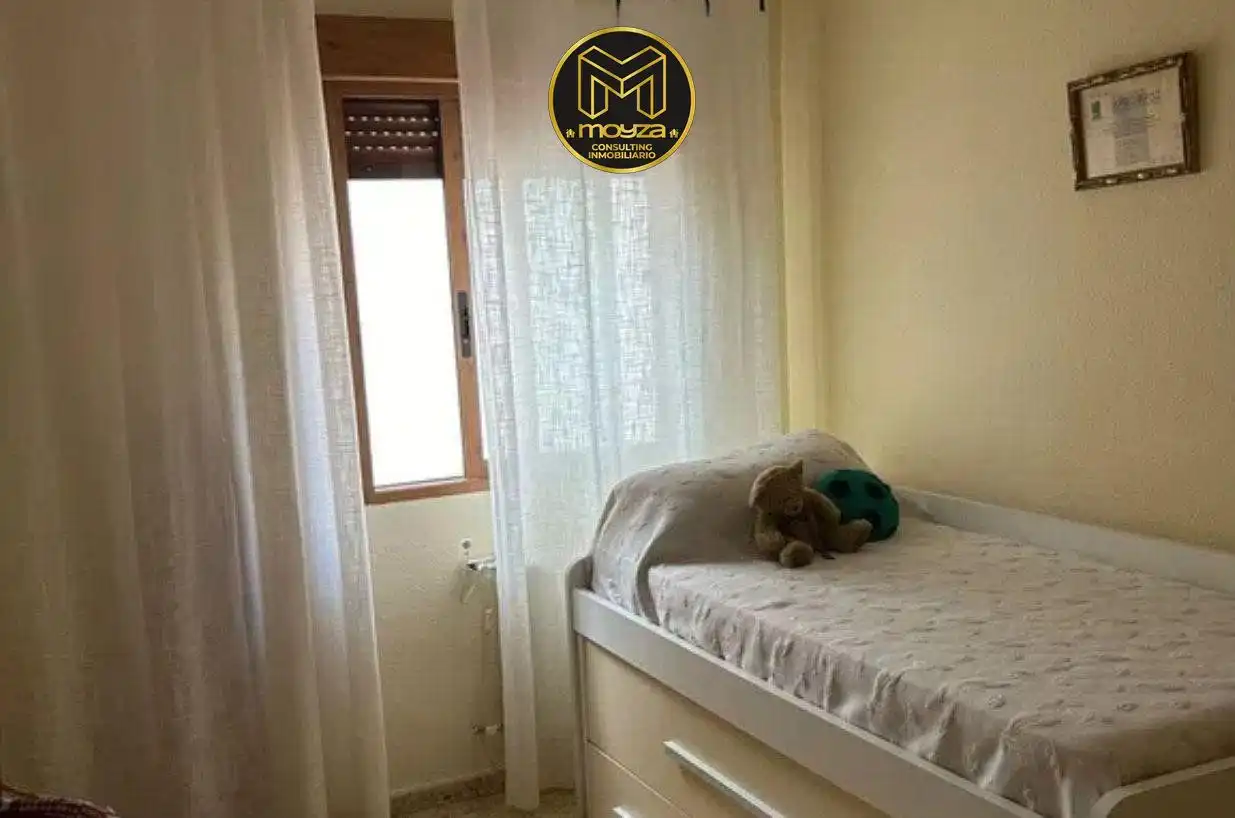 Bedroom of Flat for sale in Jaén  with Air Conditioner, Heating and Terrace