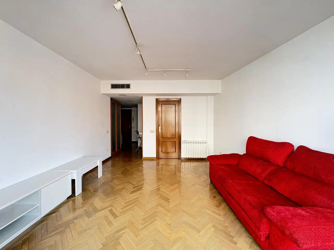 Wohnzimmer von Wohnung zur Miete in Madrid mit Klimaanlage, Heizung und Parkett