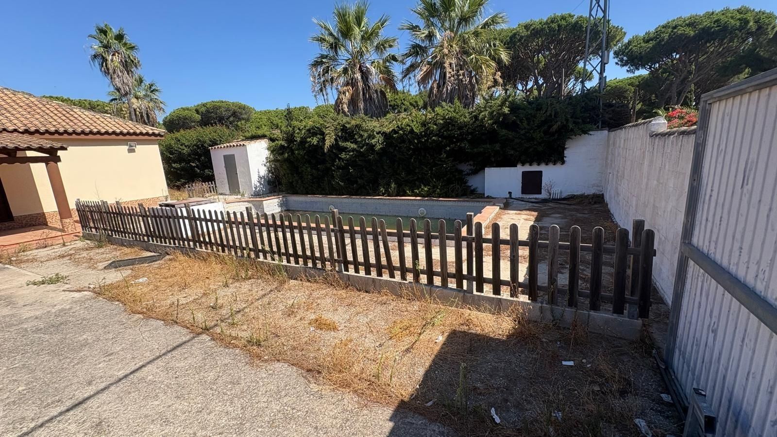 House or chalet for sale in Chiclana de la Frontera  with Private garden, Terrace and Swimming Pool