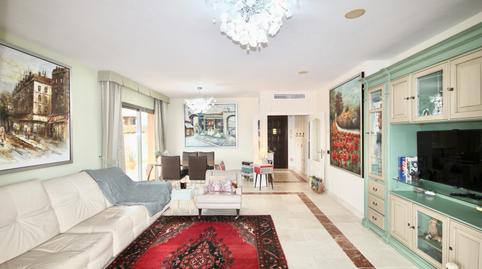 Foto 2 de Ático en venta en Carretera Benahavís, 2pm, Benatalaya, Málaga