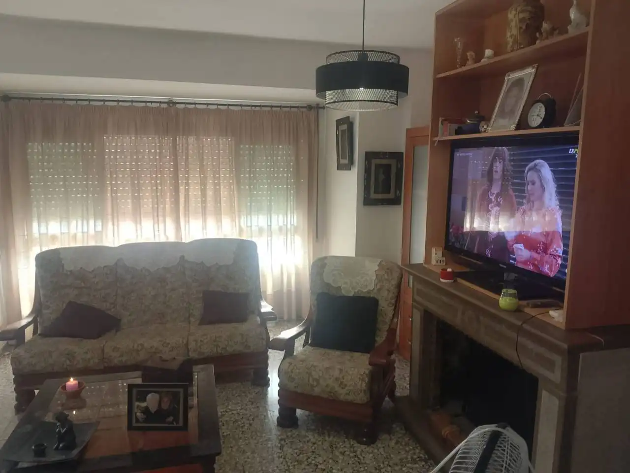 Wohnzimmer von Wohnung zum Verkauf in Oliva mit Klimaanlage, Möbliert und Balkon