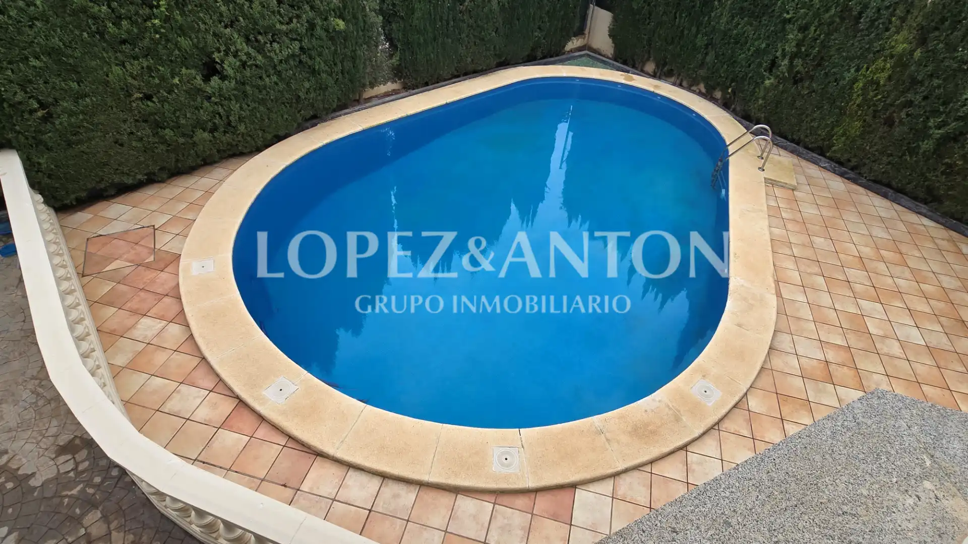 Piscina de Casa o chalet en venta en Benaguasil con Aire acondicionado, Jardín privado y Parquet