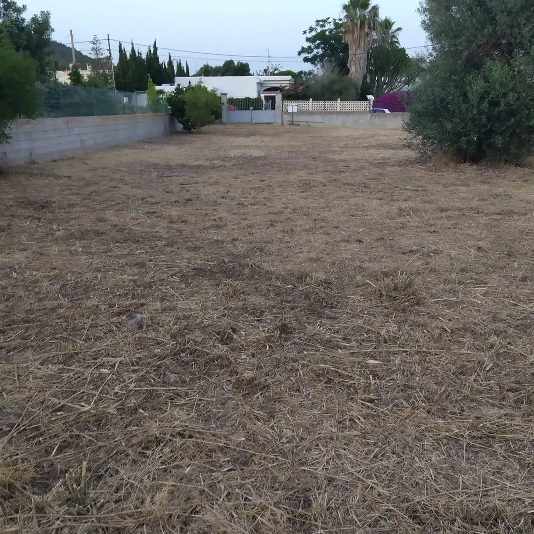 Terreno residencial en venta en Carrer del Falcó, imagen 3