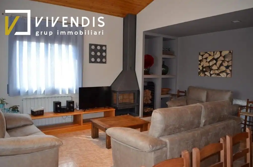 Living room of Houses for sale in Les Oluges  with Heating, Private garden and Storage room