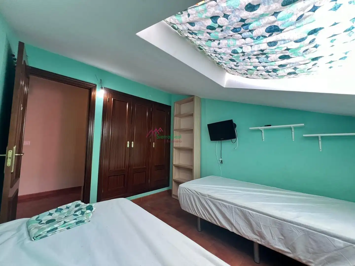 Schlafzimmer von Maisonette zum Verkauf in Ubrique mit Klimaanlage