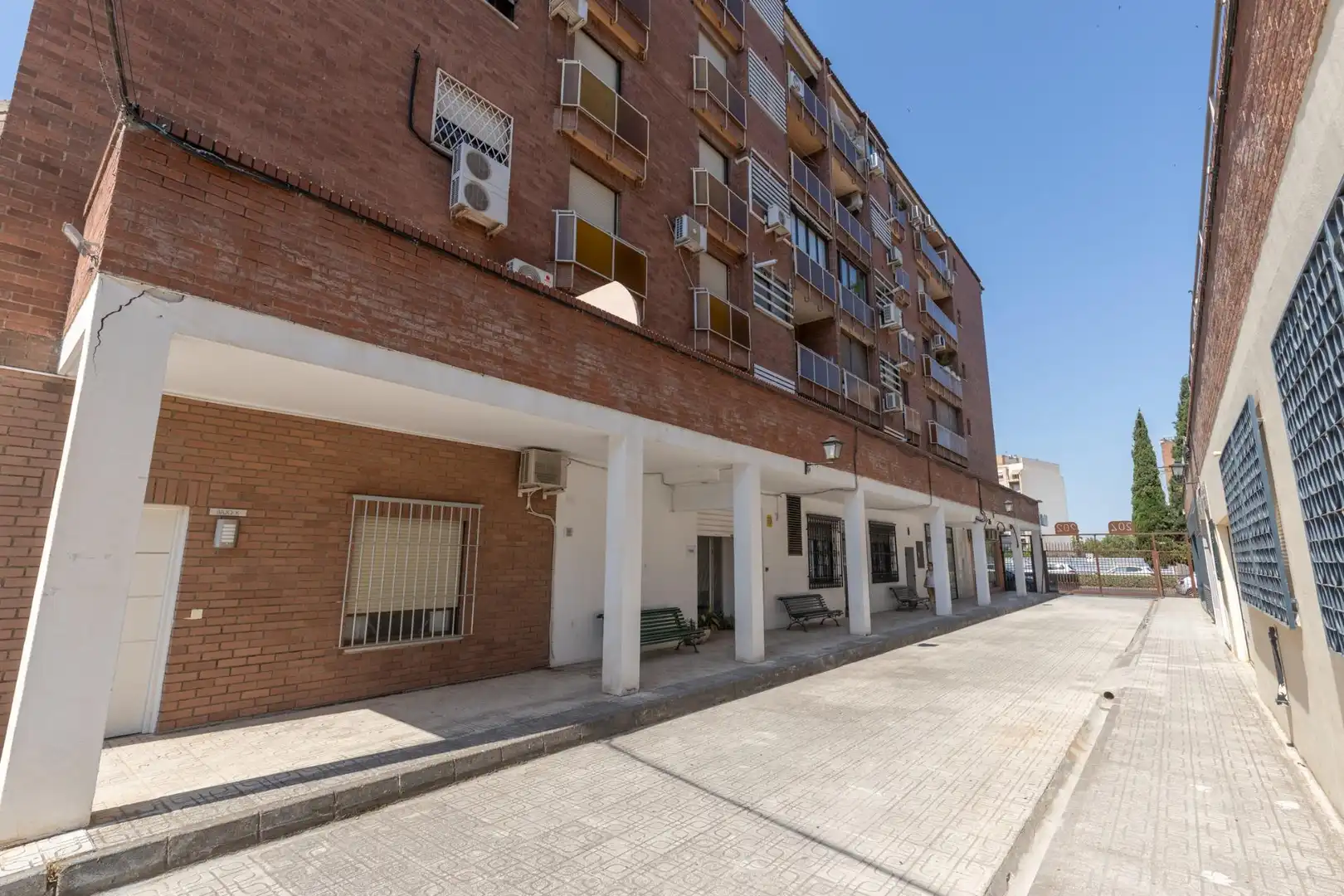 Exterior view of Flat for sale in Granada  with Air Conditioner, Terrace and Balcony