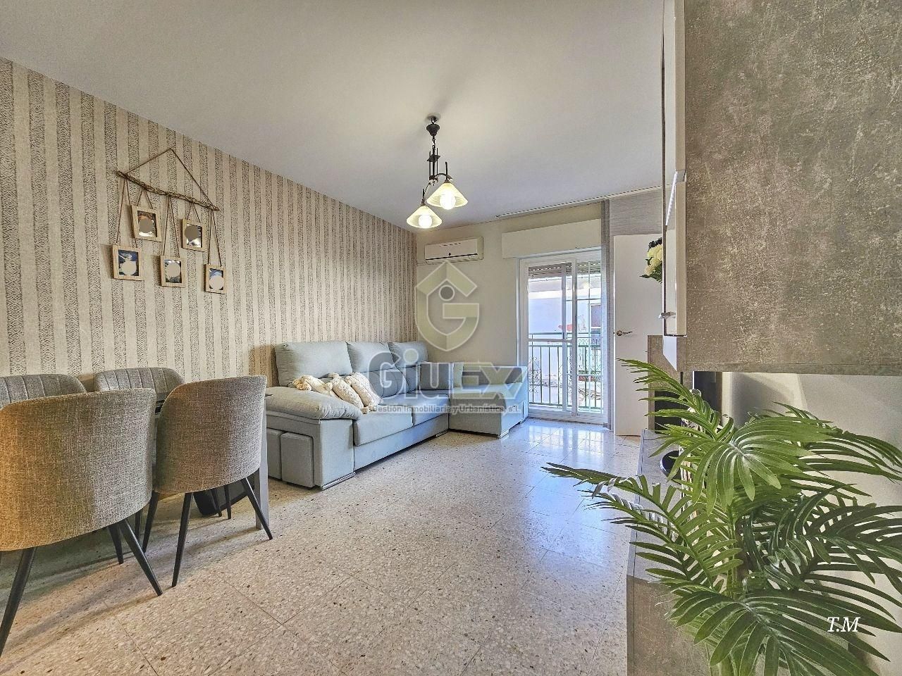 Sala d'estar de Pis en venda en Casar de Cáceres amb Aire condicionat, Calefacció i Terrassa