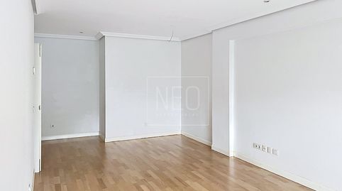 Foto 4 de Piso en venta en Calle Bahia de Alicante, Corralejos - Campo de las Naciones, Madrid Capital