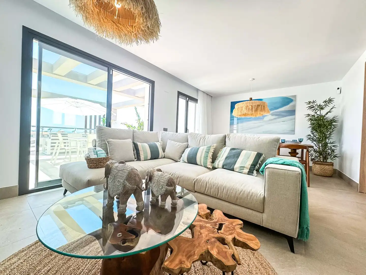 Sala de estar de Ático en venta en Casares con Aire acondicionado, Calefacción y Terraza