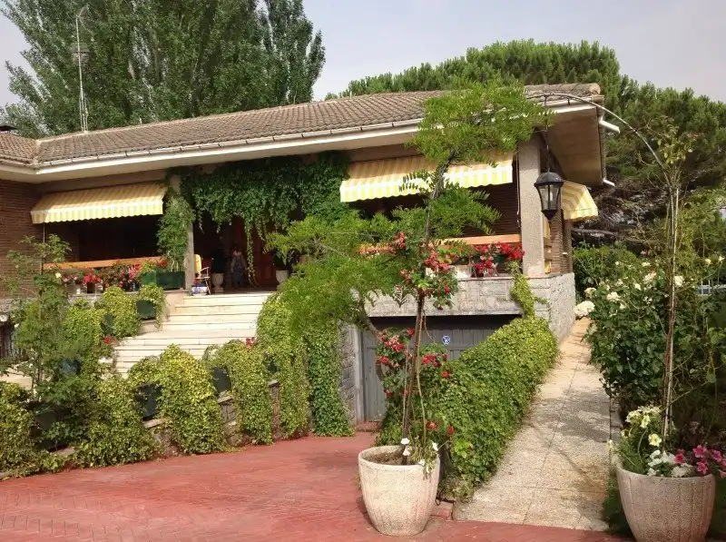 Casa o chalet en venta en Santo Domingo de la Calzada con Calefacción, Jardín privado y Piscina