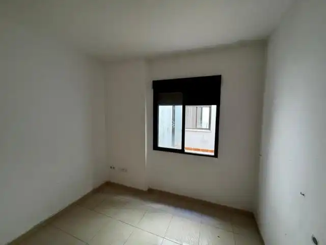 Piso con ascensor en venta en Corredera, imagen 2