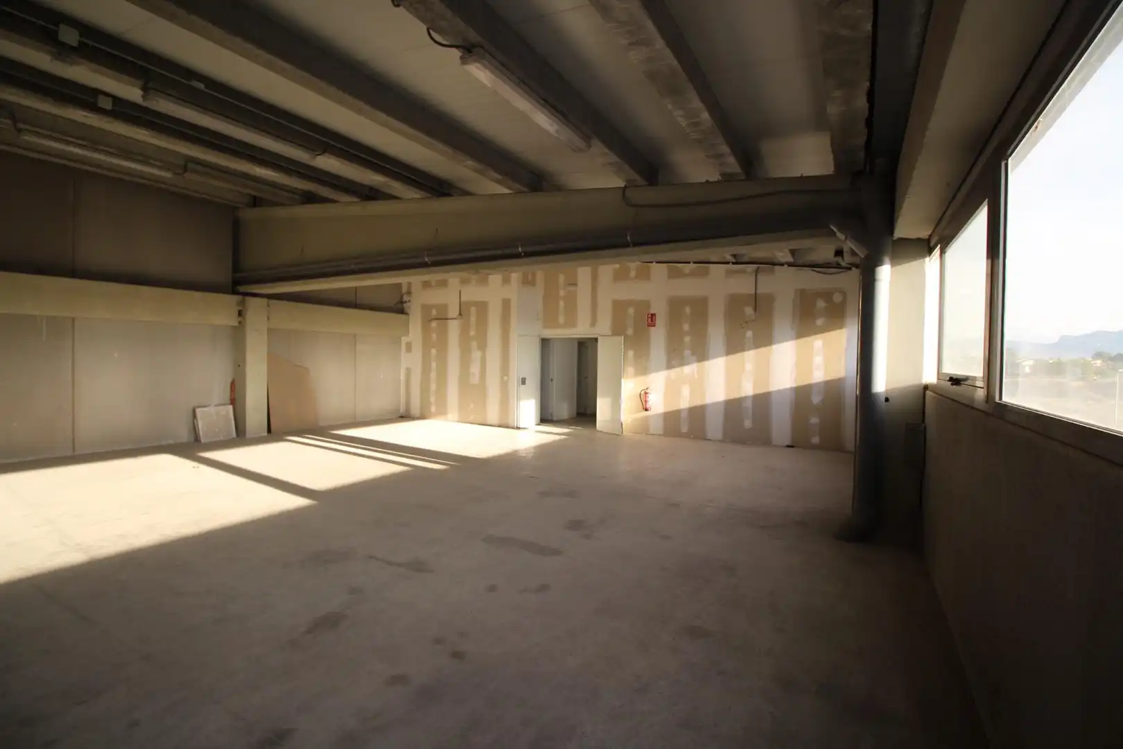 Industriegebäude zur Miete in Villamontes - Boqueres, imagen 8