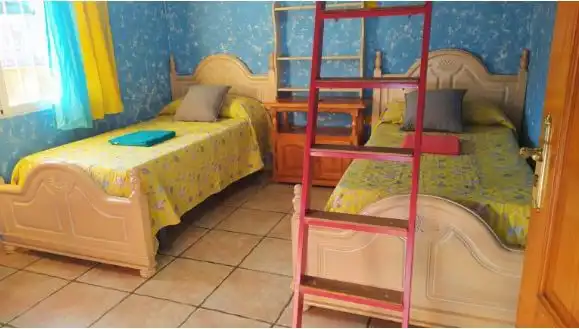 Dormitori de Finca rústica en venda en Valdepeñas amb Aire condicionat, Calefacció i Jardí privat