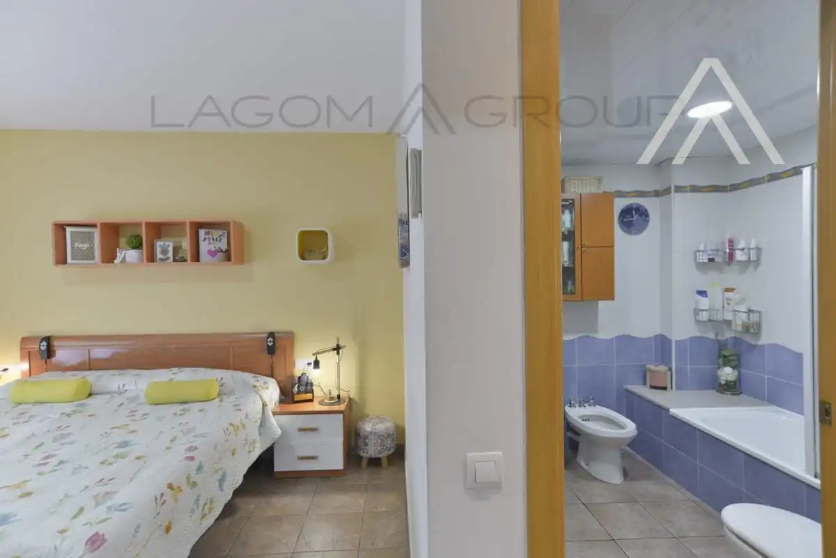Dúplex amb ascensor en venda a Can Clos - Pinetons, imagen 26