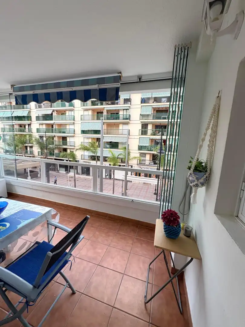 Terrasse von Wohnung zum Verkauf in Fuengirola mit Klimaanlage, Heizung und Terrasse