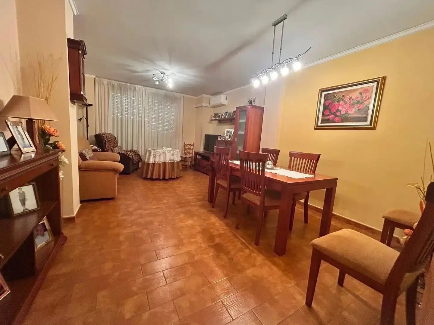 Piso con terraza en venta en Avinguda Joan XXIII