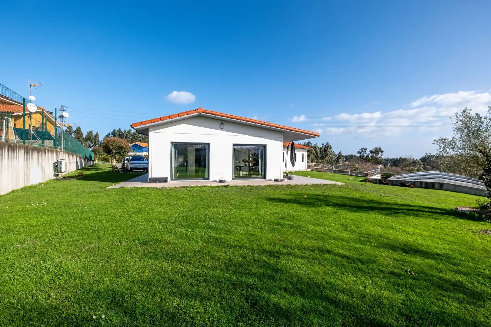 Vista exterior de Casa o chalet en venta en Castrillón con Aire acondicionado, Calefacción y Jardín privado
