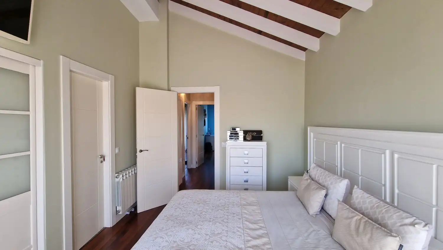 Bedroom of Houses for sale in Polanco  with Heating, Terrace and Storage room
