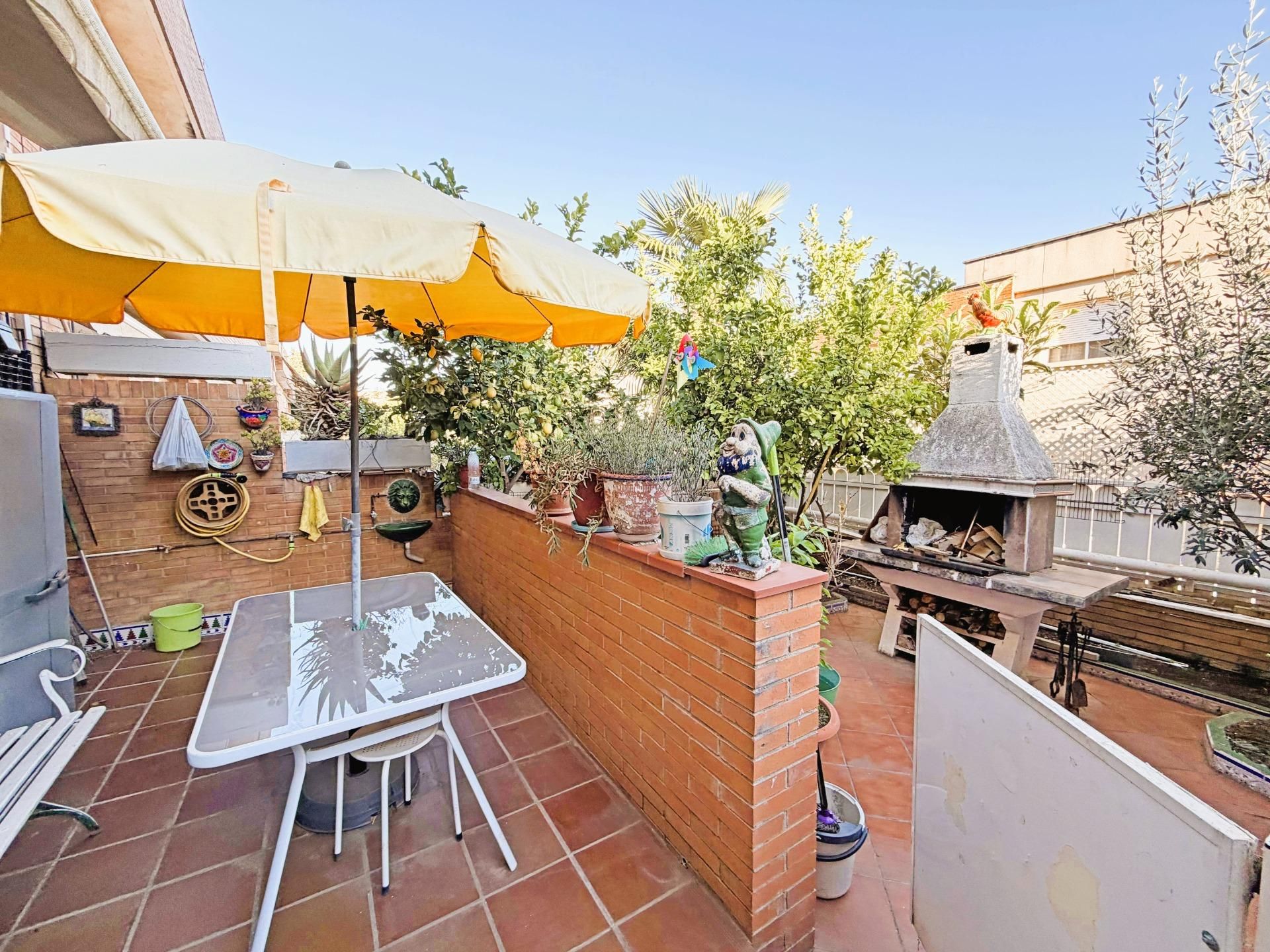 Garden of Single-family semi-detached for sale in Sabadell  with Air Conditioner, Heating and Private garden