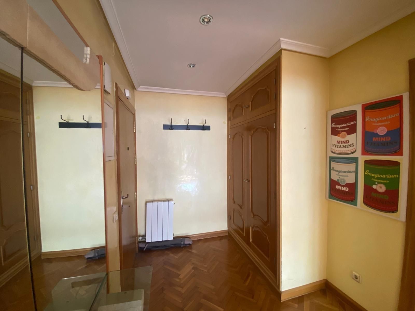 Flat for sale in San Mateo