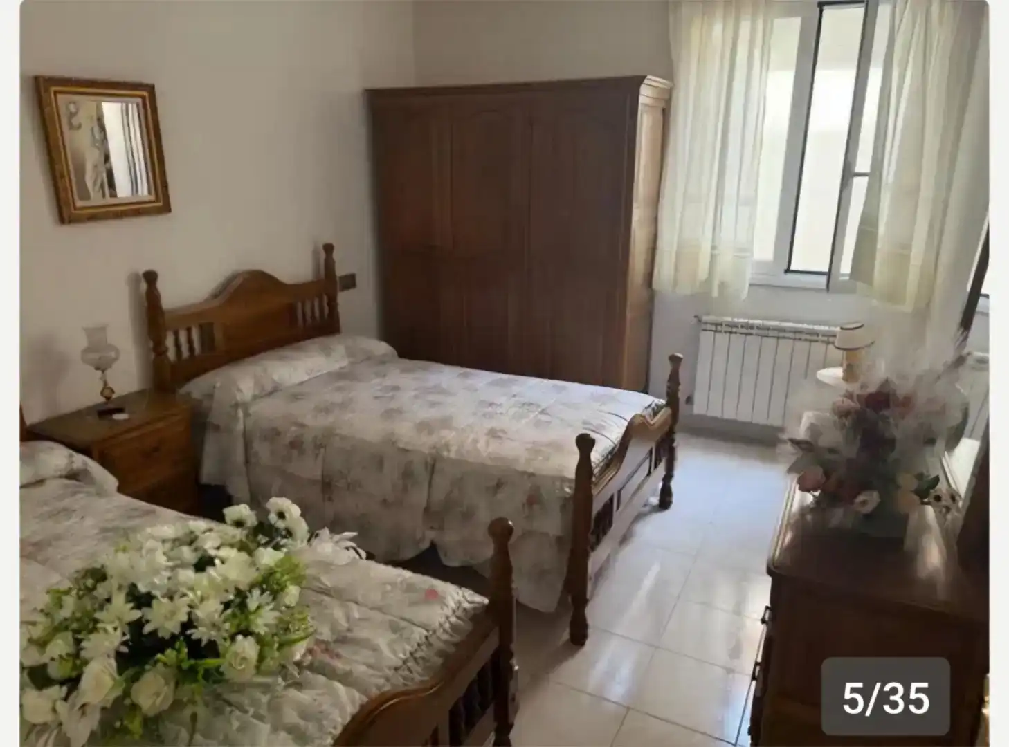 Habitación de Casa adosada en venta en León Capital  con Balcón