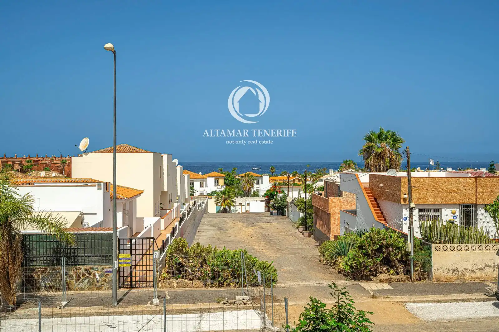 Vista exterior de Apartamento en venta en Arona con Jardín privado, Terraza y Piscina